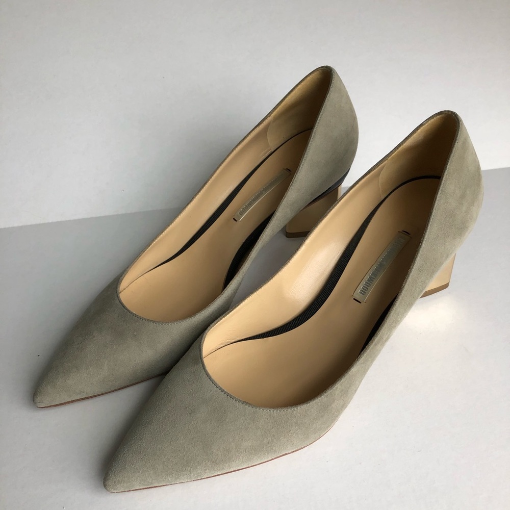 Nicholas Kirkwood gray suede pumps